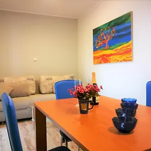 https://apartments-bilic-with-garden-swimming-pool-50m-from-the-beach.in-istria.net