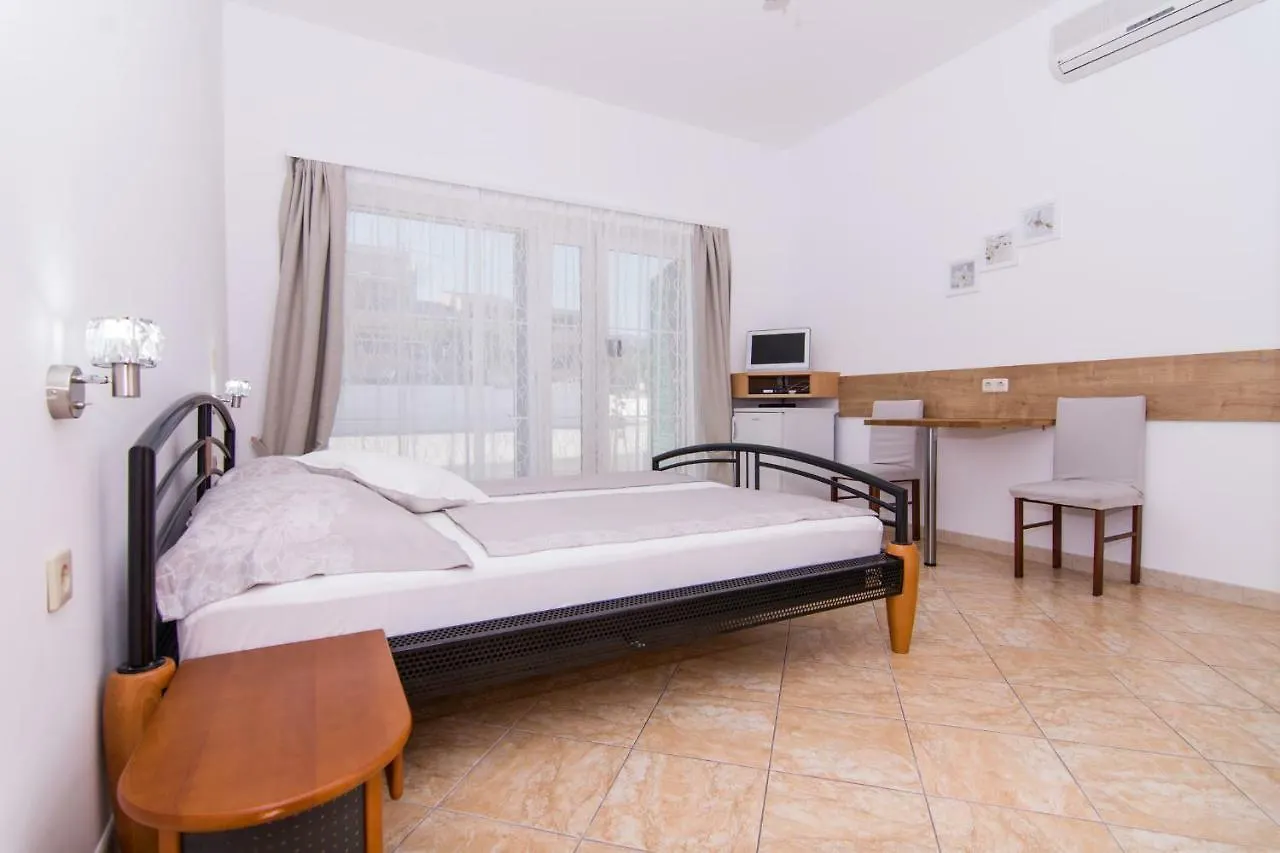 Apartmani Juric Trogir