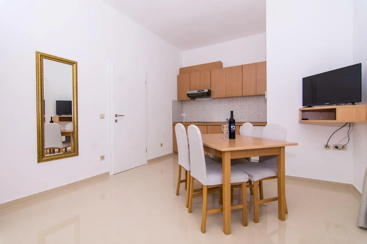 Apartmani Juric Trogir Croatia