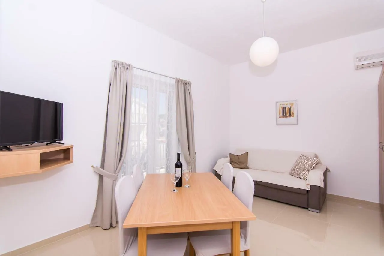 Apartmani Juric Trogir Croatia