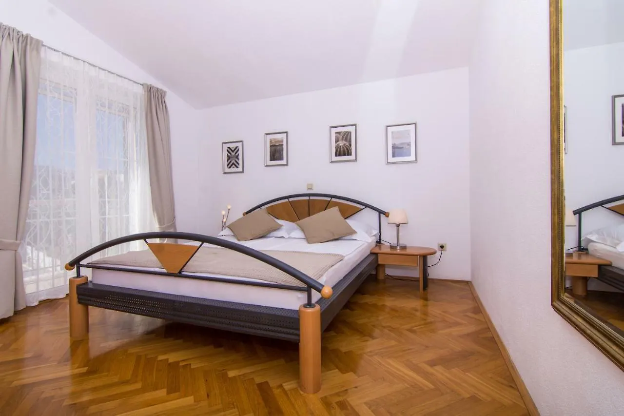 Apartmani Juric Trogir Croatia