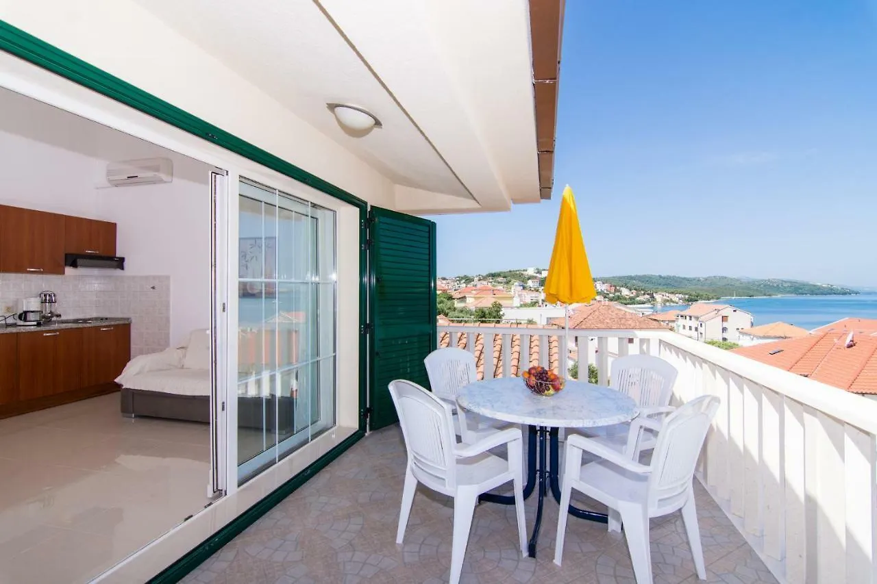 Apartment Apartmani Juric Trogir Croatia