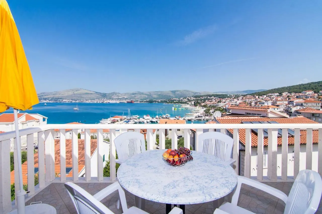 Apartmani Juric Trogir